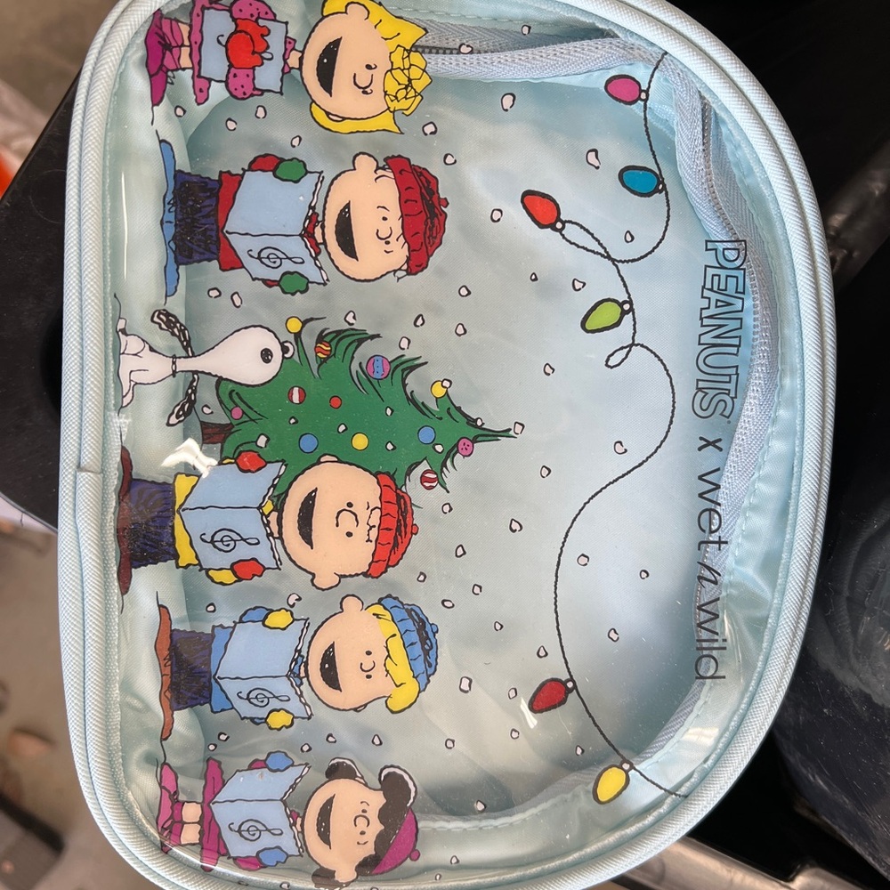 Peanuts x Wet n Wild Cosmetic Bag